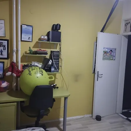 Naselba Aerodrom, Apartmán