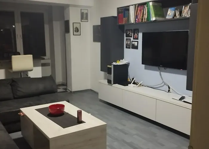 Naselba Aerodrom, * Skopje